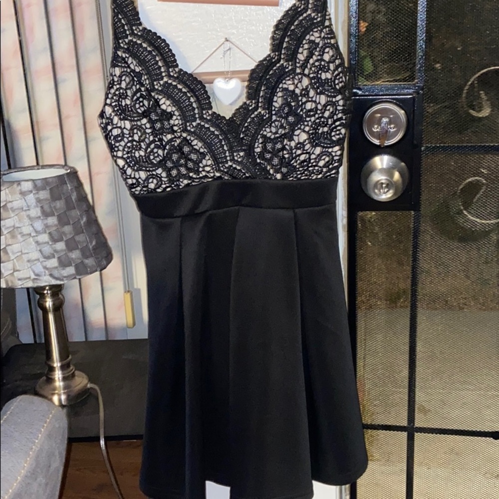 Black and tan lacy dress, ONLY WORN TWICE